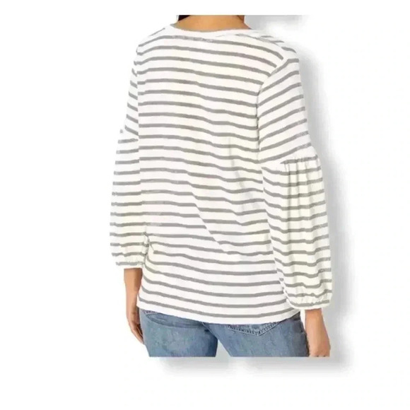 Jessica Simpson Women's Suwa Pullover Sweater - Picture 3 of 3